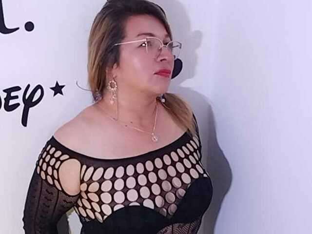 MAYLINROSSE free sexy photo