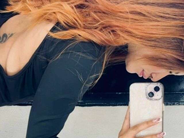 SAELIVRAE free sexy photo