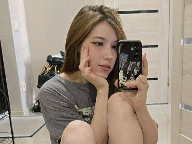 YUPYUNA free sexy photo