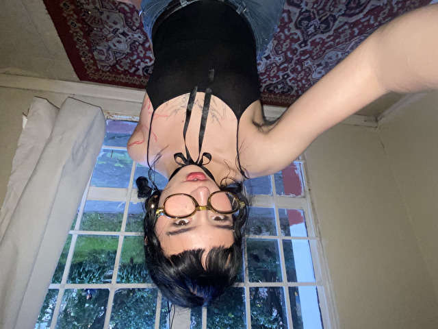 ISABUBBLES free hard sexy photo