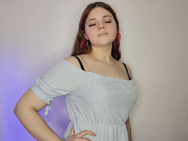 KELLYJUICY free sexy photo
