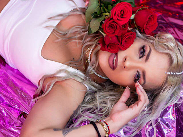 CHANTALLMILAN free sexy photo