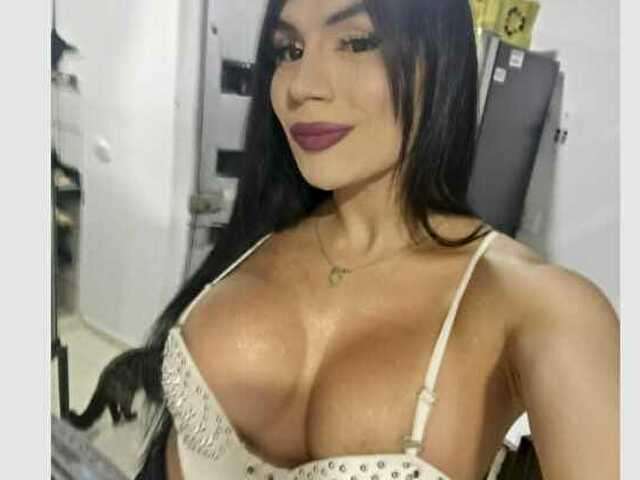 MIKEYLLA free sexy photo