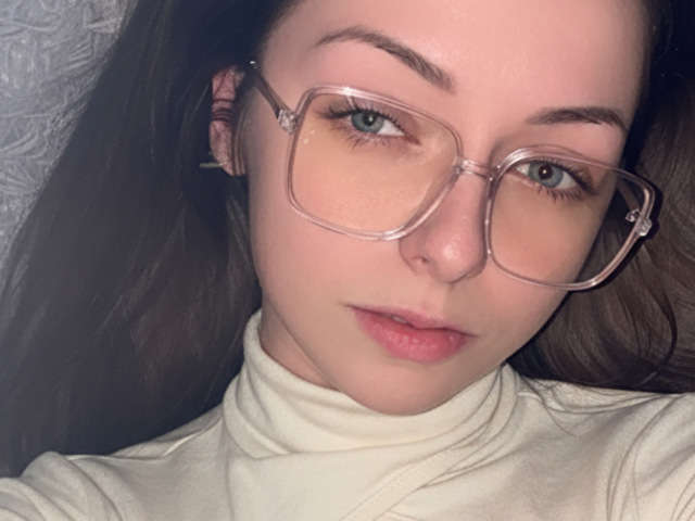 SONYACHARMS free sexy photo