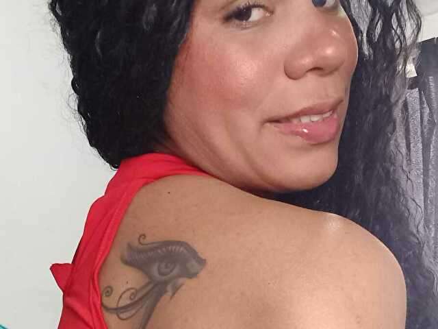 BRUNETEDIRTY free sexy photo