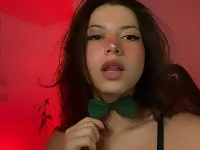 LOLAMUSTAINE free sexy photo