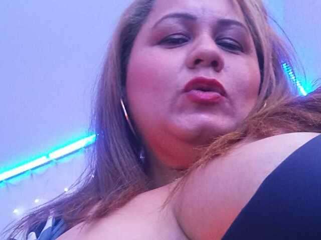 QUEENZOEXXX free sexy photo