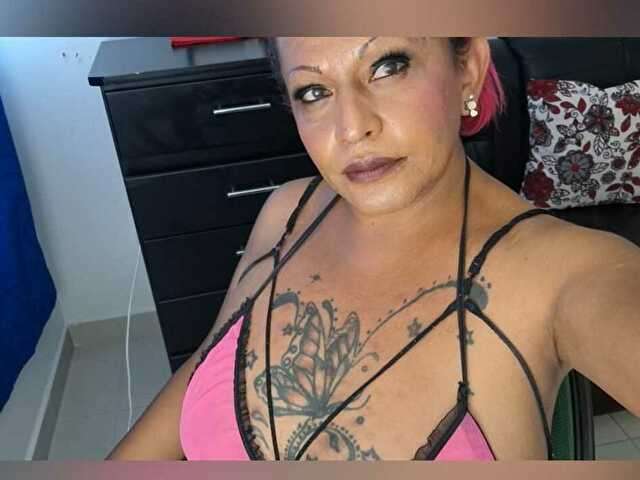 ZAFIRO free sexy photo