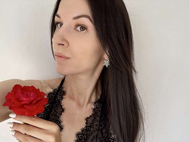 JULIAHOTBODY free sexy photo