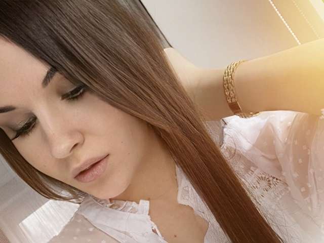 JULIAHOTBODY free sexy photo
