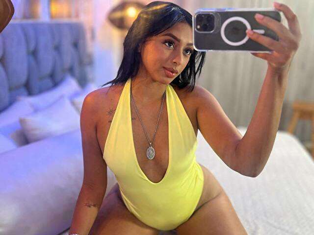 SOPHIAHADI free sexy photo