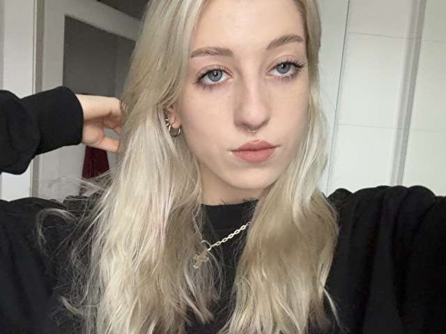 EMMYLOVE free sexy photo