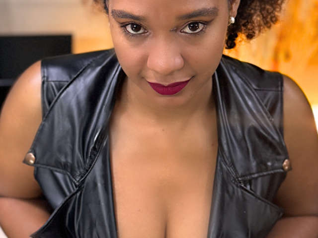 BEVERLY free sexy photo