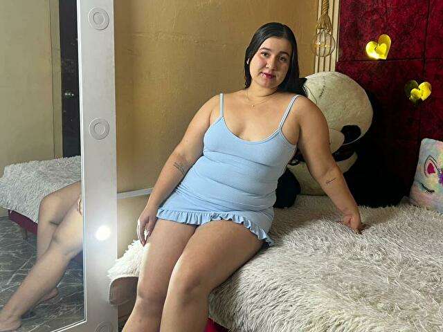 TIFANYCONORS free sexy photo