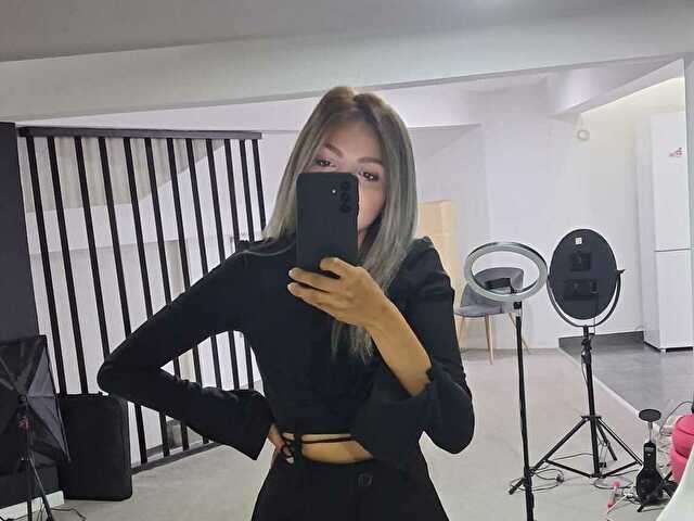 ROXYJOYFULL1 free sexy photo