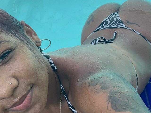 EMMALOZANO free sexy photo