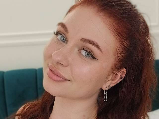 LIZZYBEX1 free sexy photo