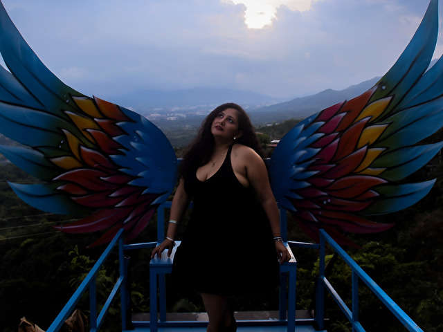 GENESIS free sexy photo