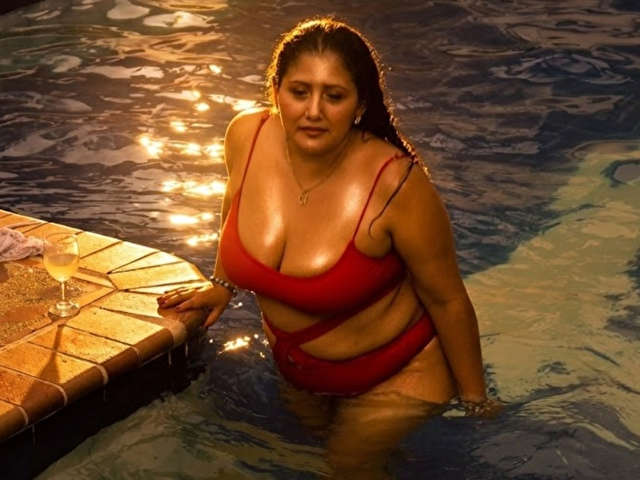 GENESIS free sexy photo