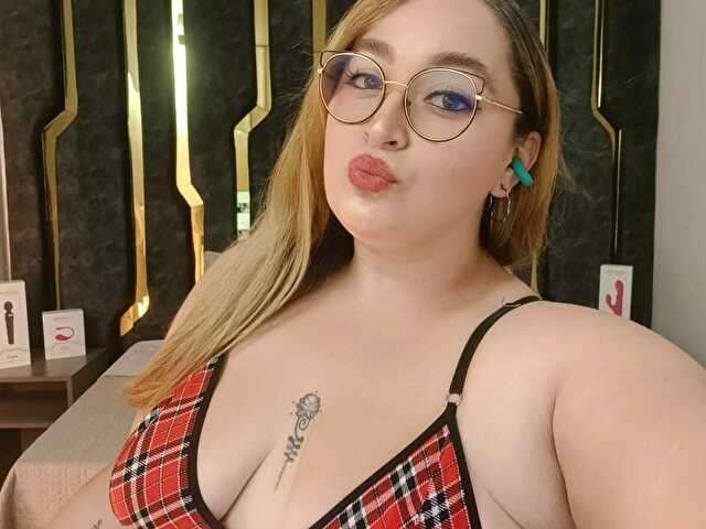 NATASHABLOND free sexy photo