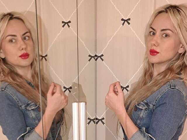 JENNYSHOW1 free sexy photo