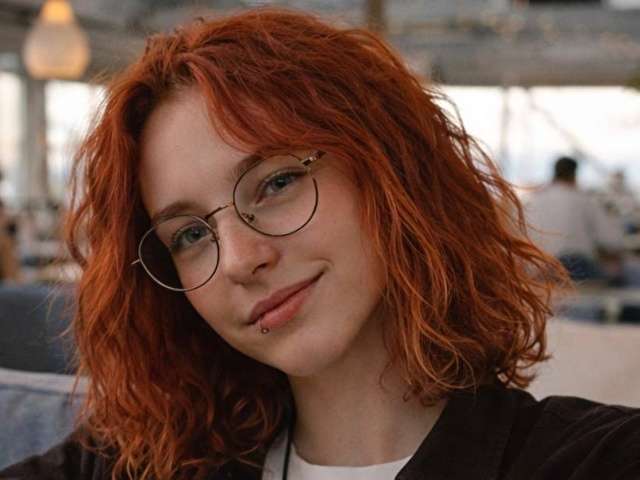REDFOXIE free sexy photo