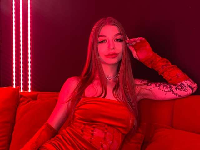 PIKSI free sexy photo