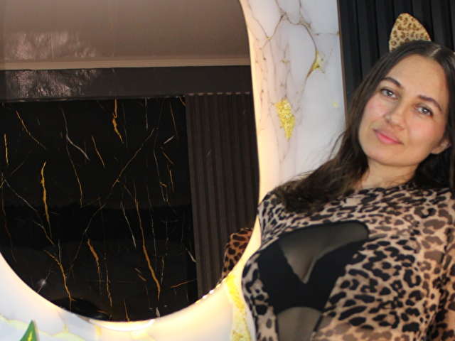 MEGANRAI free sexy photo