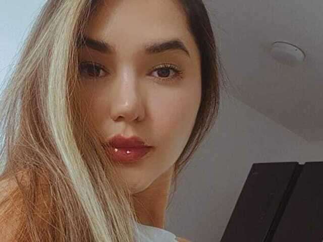 SOFIAROSEE free hard sexy photo