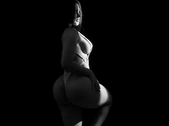 SOFIAROSEE free sexy photo