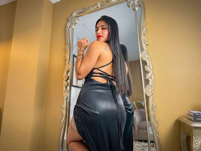SAMMRUSSOO free sexy photo