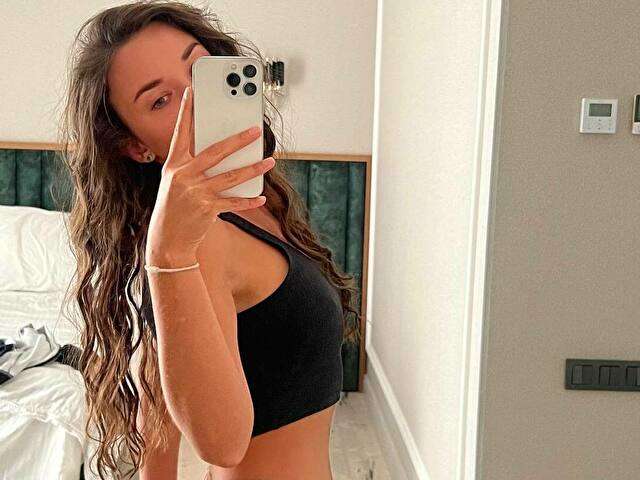 MAYAMAYA free sexy photo