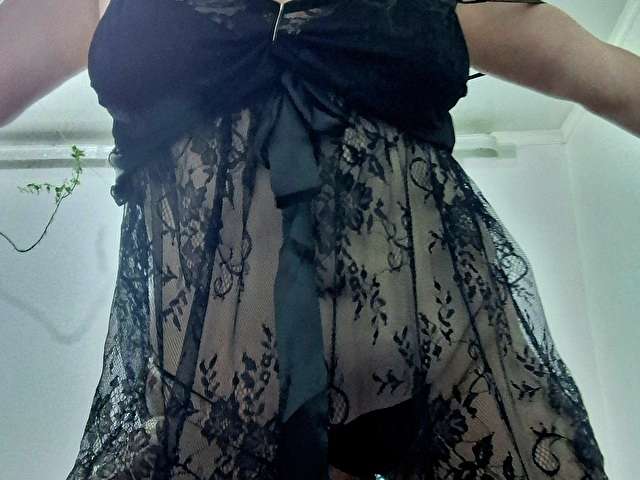 ANNYSHKA free sexy photo