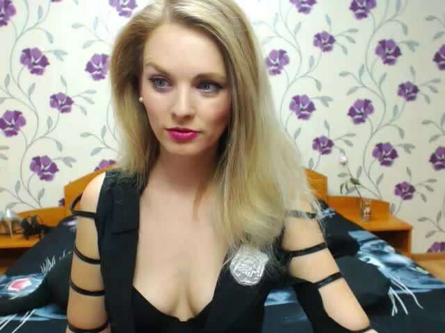 HOTCINDY25 free hard sexy photo