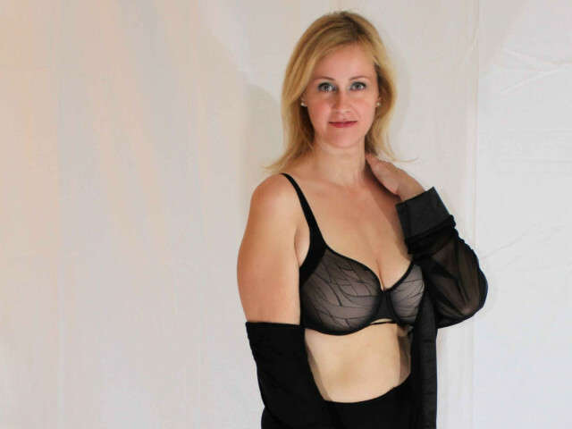 MARLENEBLOEM free hard sexy photo