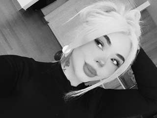 MEGANDESIRE amateur webcam photo