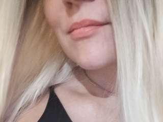 XLOVERLILITX amateur webcam photo